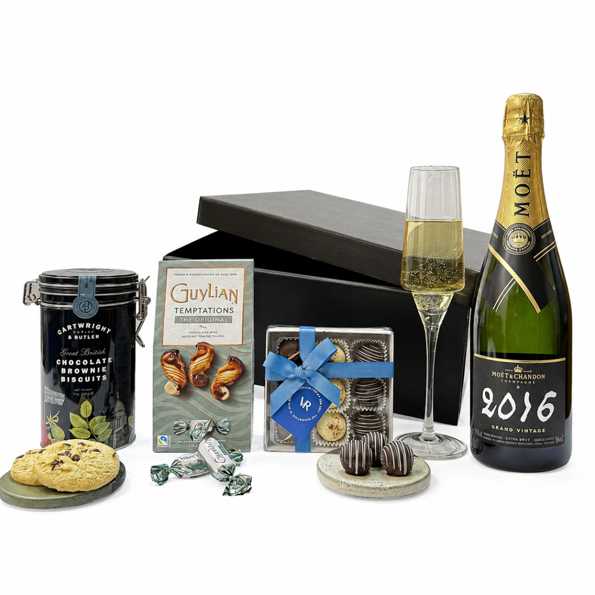 Grand Vintage Moet & Chocolate Hamper